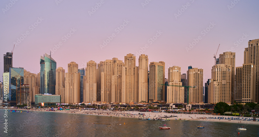 Naklejka premium Dubai night architecture in the Arab Emirates