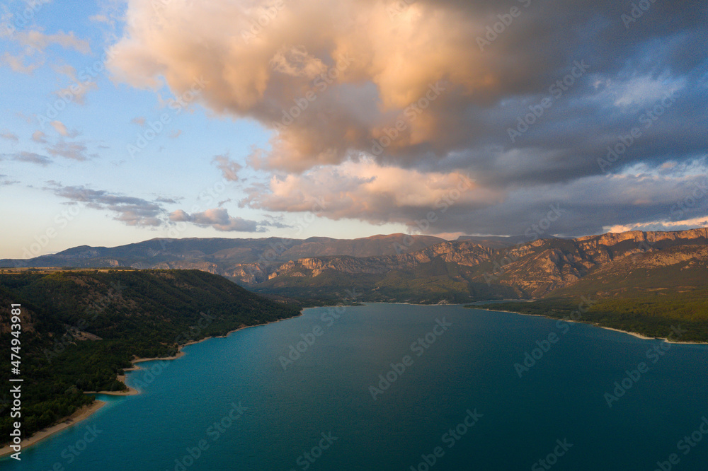 Fototapeta premium The Lac de Sainte-Croix in the green countryside in Europe, France, Provence Alpes Cote dAzur, the Var, in the summer on a sunny day.