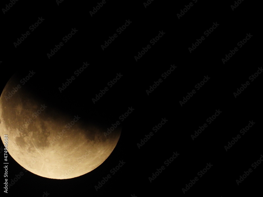 Naklejka premium Blutmond