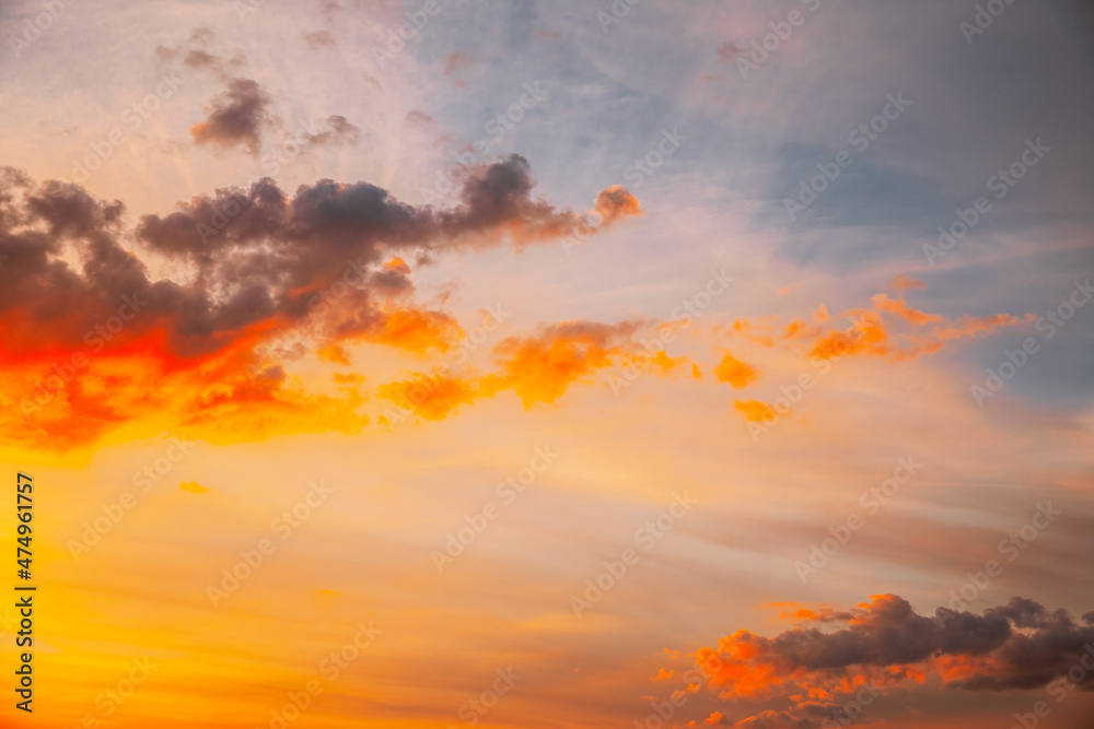 Sunset Cloudy Sky With Fluffy Clouds. Sunset Sky Natural Background. Sunrays, sunray, ray, Dramatic Sky. Sunset In Yellow, Orange, Pink Colors. Summer summertime background Sunset Cloudy Sky With Fluffy Clouds. Sunset Sky Natural Background. Sunrays, sunray, ray, Dramatic Sky. Sunset In Yellow, Orange, Pink Colors. Summer summertime background