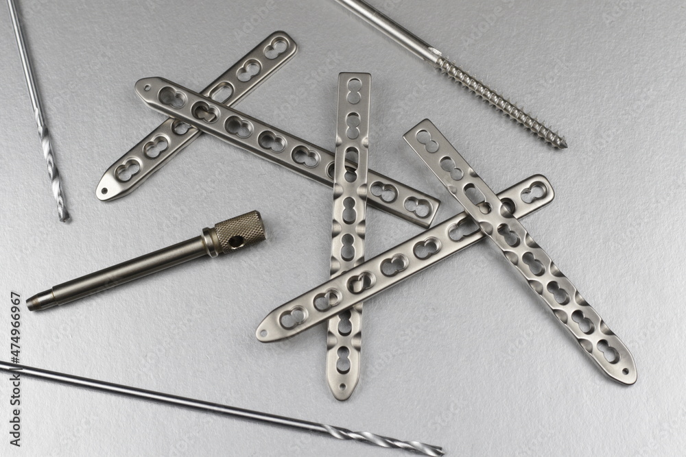 Surgical instruments in treatment of bone fractures Surgical instruments in treatment of bone fractures