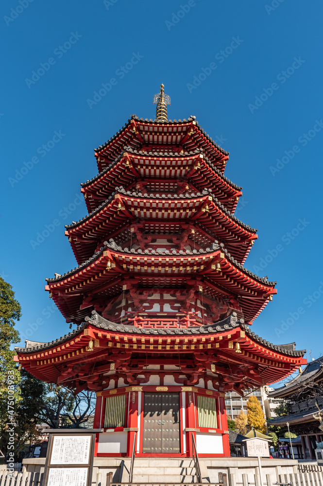 Obraz premium 川崎大師八角五重塔