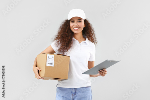 Female African-American cou...