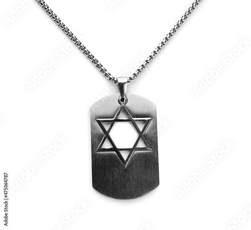 Dog tag of Israeli soldier ...