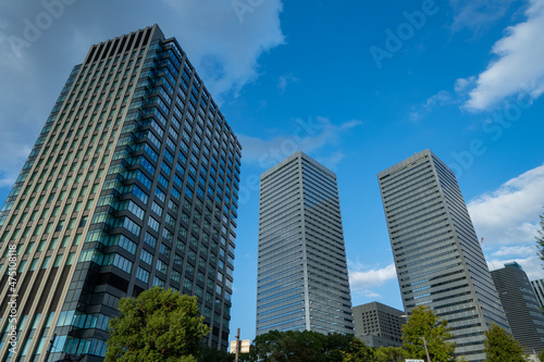 高層ビル ビル ビル群 大阪 ビジネス 仕事 © sugiwork