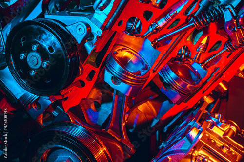 Εκτύπωση καμβά Close up of piston system of a car engine