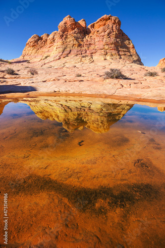 Lake in Coyote Buttes © Galyna Andrushko
