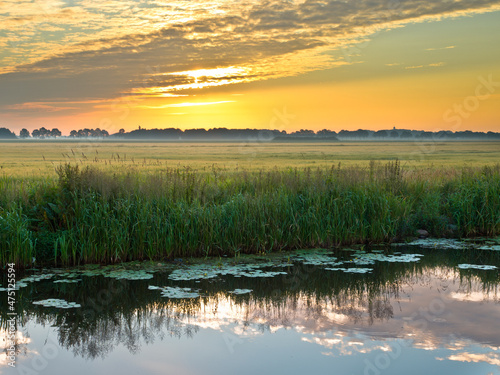 River at dusk © creativenature.nl