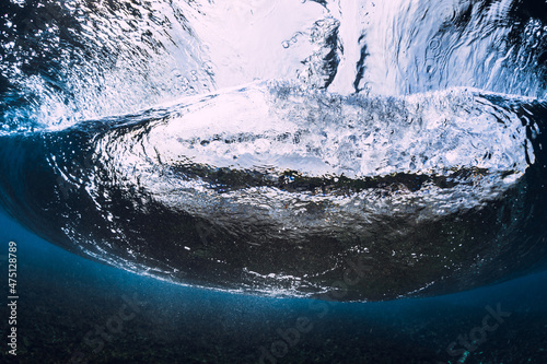 Fototapeta Naklejka Na Ścianę i Meble -  Transparent water and breaking wave in underwater
