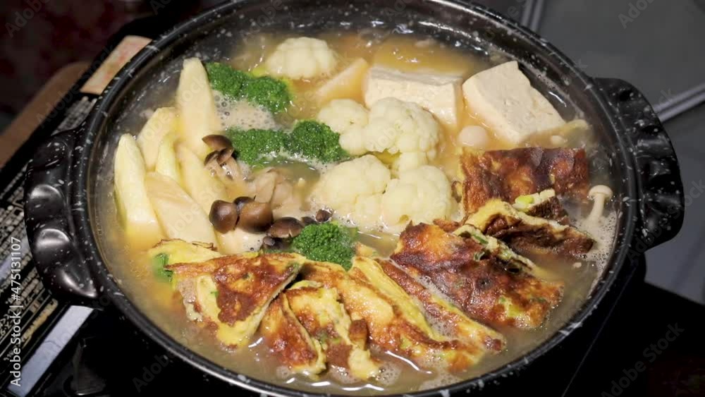Dinner is a hot Japanese omelette hot pot Dinner is a hot Japanese omelette hot pot