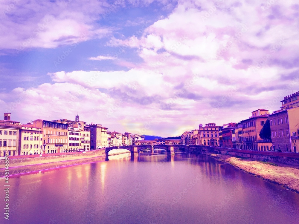 Skyline of Florence with the river Arno.