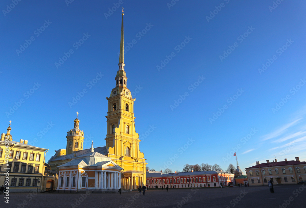 Fototapeta premium Orthodox Peter and Paul Cathedral in St. Petersburg in the Peter and Paul Fortress in St. Petersburg, Russia. Architectural monument in the Baroque style.