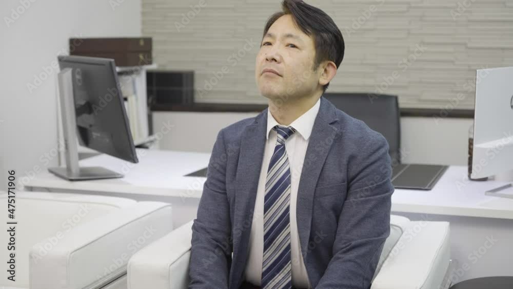 ビジネスマン・オフィス・打ち合わせ ビジネスマン・オフィス・打ち合わせ