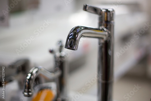 Steel water faucet for kitchen and bathroom