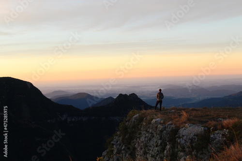 turista não identificado no Cânion Montenegro, em São José dos Ausentes © carina furlanetto