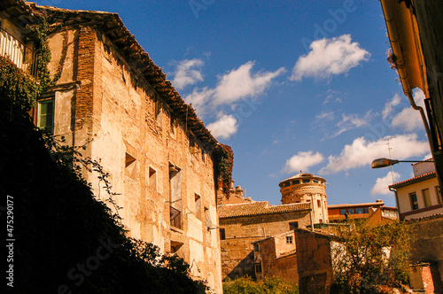 Obraz na plátně Vista de Corella en la Zona Ribera Baja, enclavada en el sur de Navarra, en el valle del Ebro, entre Aragón y La Rioja