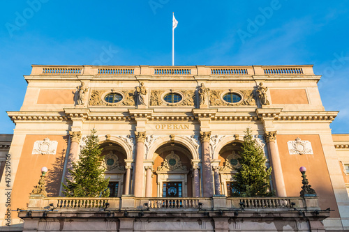 Canvas Print Low-angle view of the facade of the Royal Swedish Opera in sunny day, Stockholm,