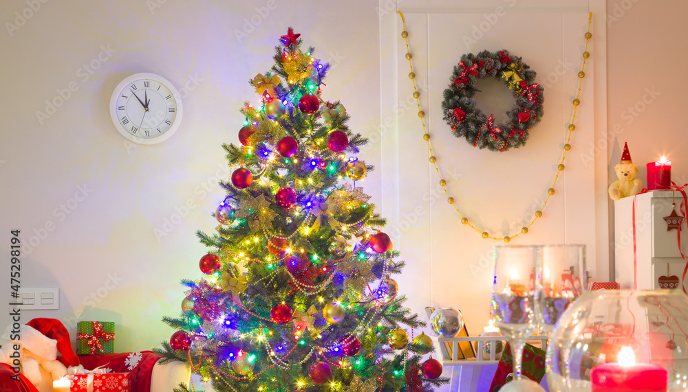 christmas tree decorated at home christmas tree decorated at home