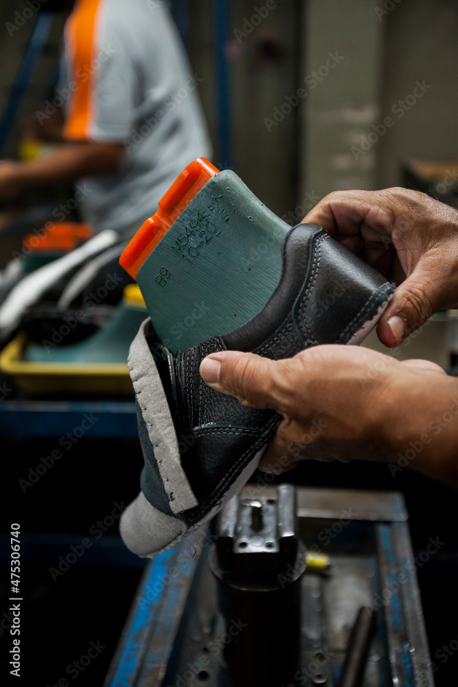 SHOE AND SNEAKER FACTORY SHOE AND SNEAKER FACTORY