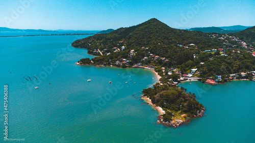 Bairro Praia Sambaqui Florianópolis Brasil Ilha Tropical Natureza Mata Atlântica Verde Azul Paisagem Viagem Férias Nautico