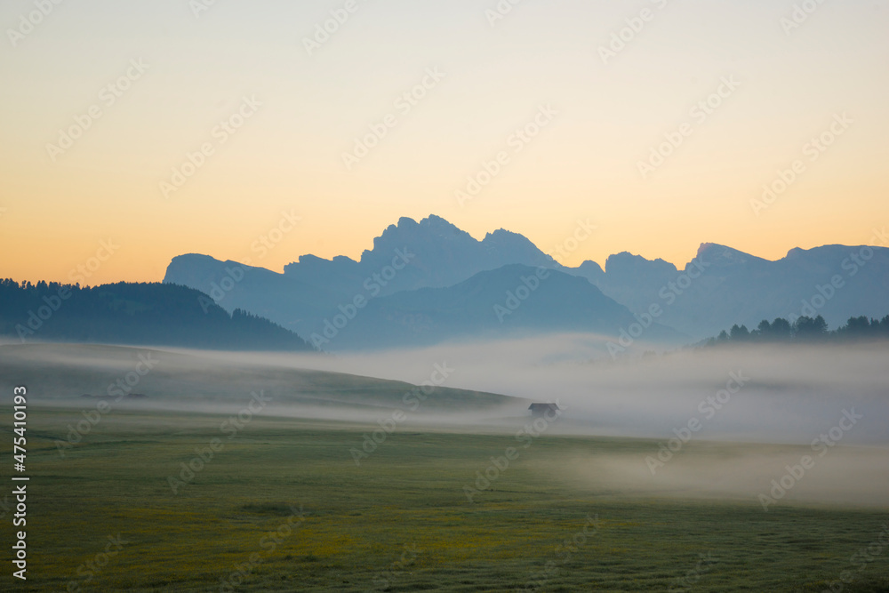 Obraz premium Europe, Italy, South Tirol. Sunrise on the Sasso Lungo and Sasso Piatto Mountains.