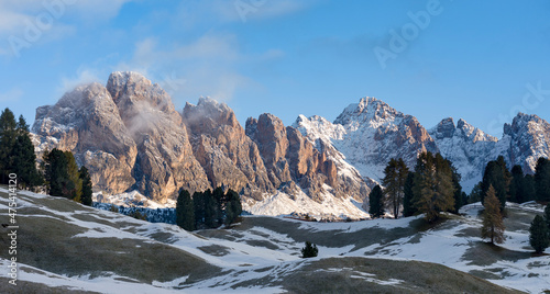 Geisler mountain range in the dolomites of the Groden Valley or Val Gardena in South Tyrol, Alto Adige. The dolomites are listed as UNESCO World Heritage Site. Central Europe, Italy.