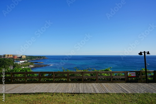 a fascinating walkway at a seaside cliff