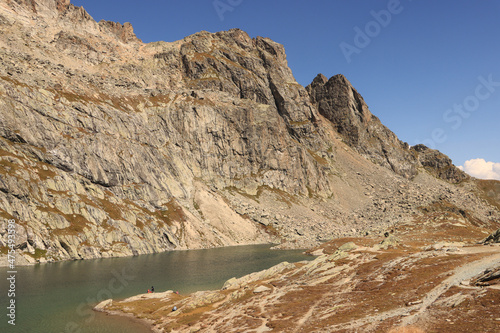 Wanderziel über dem Malojapass; Lunghinsee auf 2485m mit Piz Grevesalvas (Albula-Alpen)