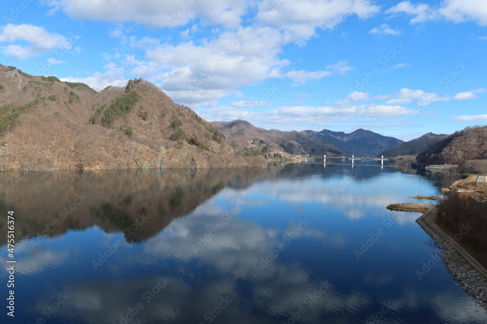 Yanba-damu Dam across Agatsuma-gawa River at Higashiagatsumamachi in Agatsuma County in Gunma Prefecture in Japan　日本の群馬県吾妻郡東吾妻町にある吾妻川の八ツ場ダム