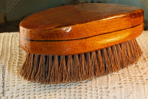 VINTAGE GROOMING BRUSH FOR CLOTHING