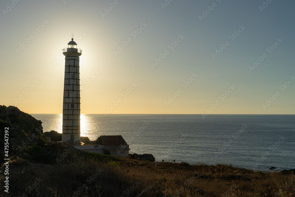 faro di Ustica in Sicilia al tramonto faro di Ustica in Sicilia al tramonto