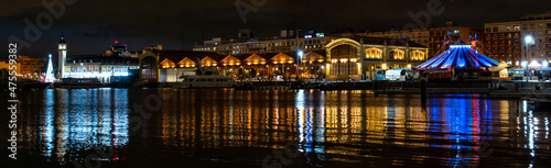 Atardecer en el puerto de Valencia © @CMG_IG