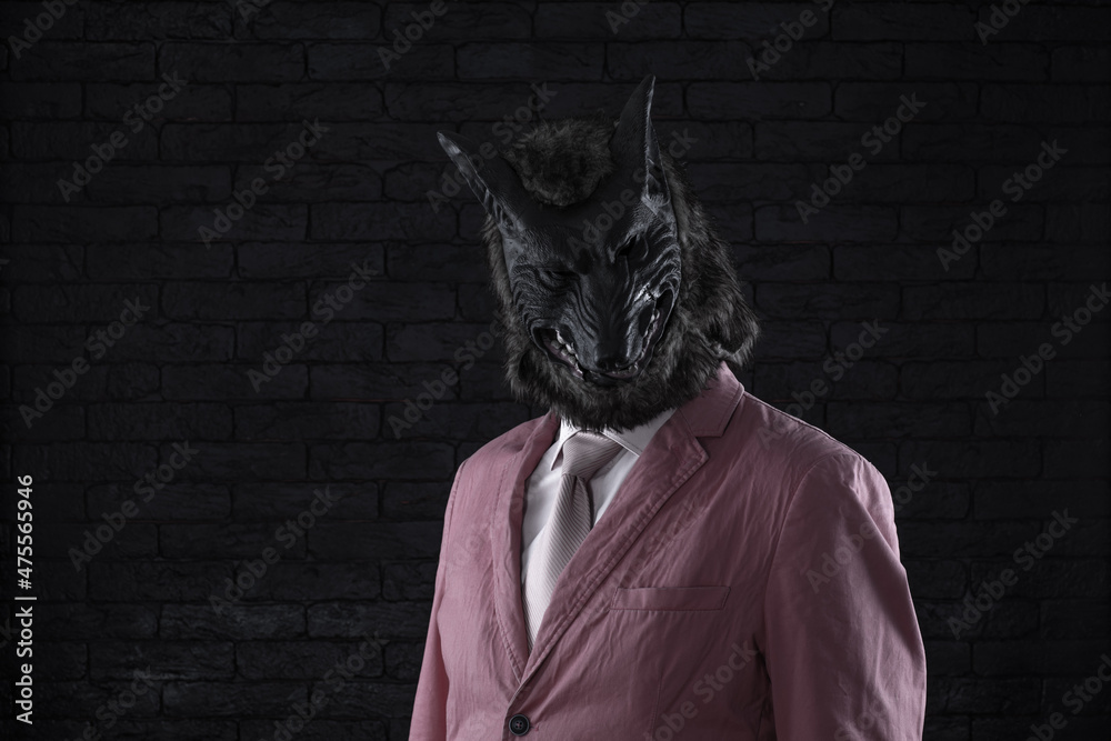 Obraz premium man in a mask of a wolf