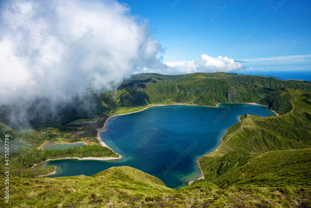 Lagoa do Fogo, Lake of Fire, Vila Franca do Campo, São Miguel Island, Azores, Açores, Portugal, Europe.