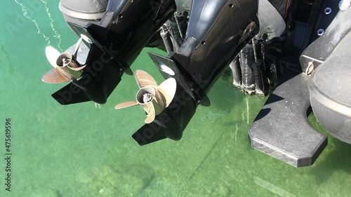 Engine blades of a boat anchored in a port