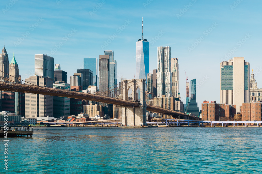 Naklejka premium New York city Lower Manhattan skyline and Brooklyn bridge panorama