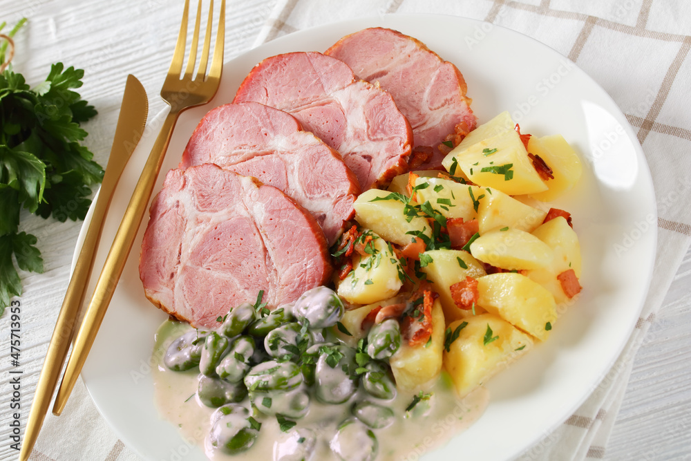 Judd mat gaardebounen, pork neck with broad beans Stock Photo Adobe Stock