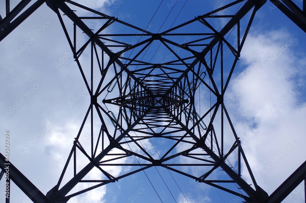 pylône électrique
pylône électrique