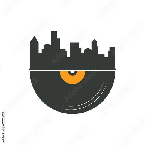 vinyle ville ville silhouette gratte ciel gratte ciels grande ville musique fête raccrocher record jouer club de danse disco mixeur cool création de logo dj discjockey