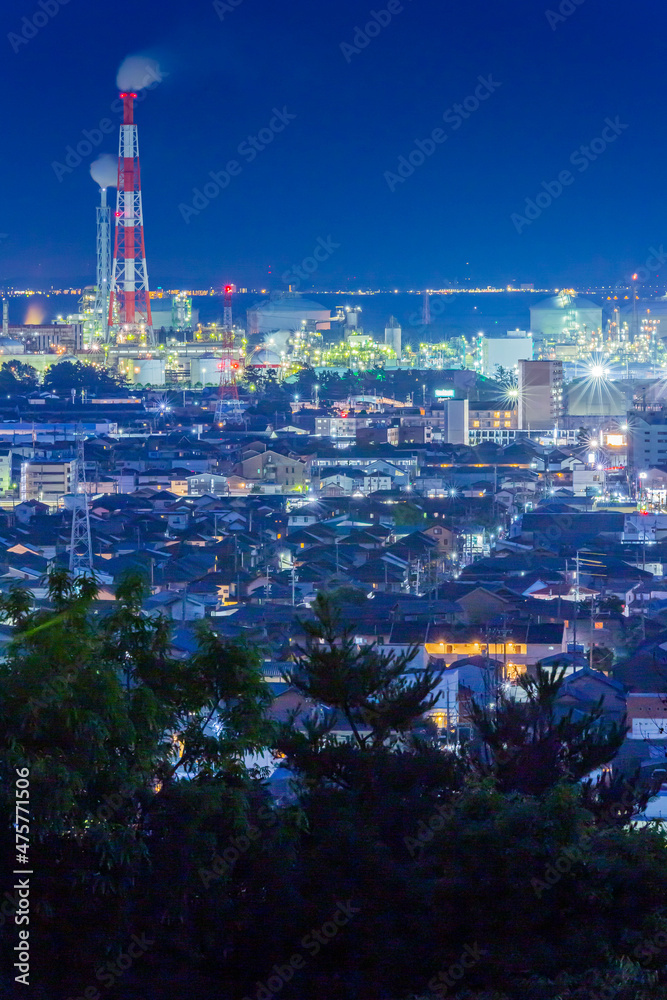 四日市の工場夜景
