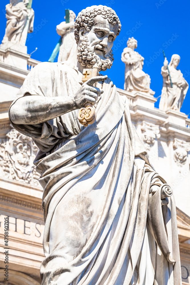 Fototapeta premium Saint Peter statue in front of Saint Peter Cathedral - Rome, Italy - Vatican City