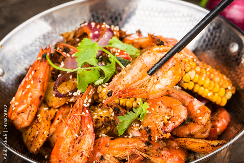 A Chinese dish: Griddle Shrimp,dry pot shrimp A Chinese dish: Griddle Shrimp,dry pot shrimp