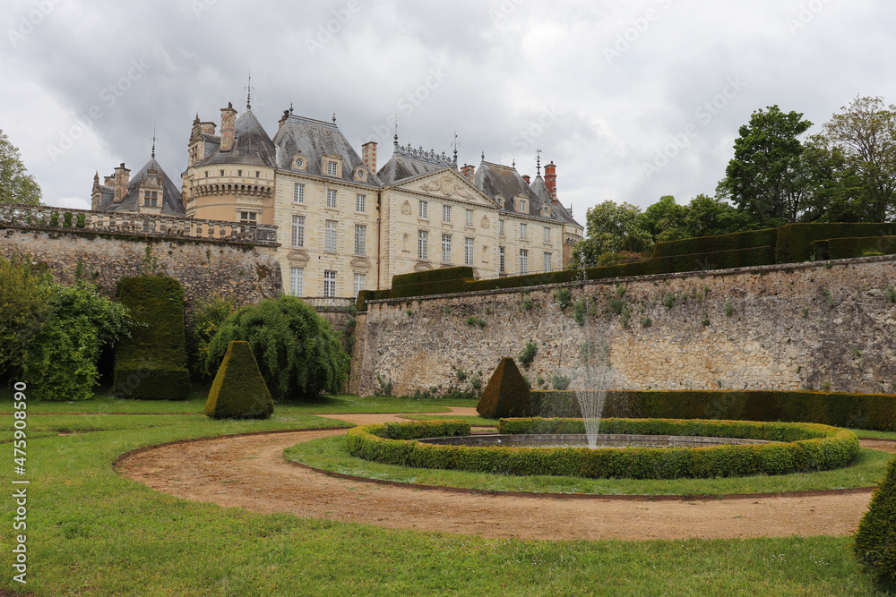 Pays de la Loire - Sarthe - Parc du château du Lude et façade Est du chateau