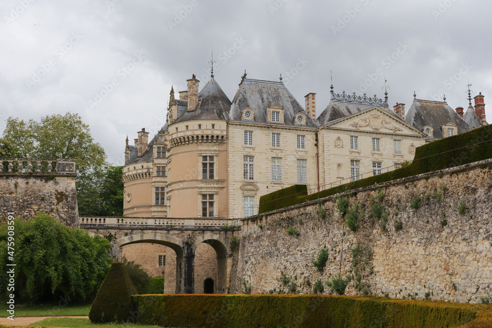 Pays de la Loire - Sarthe - Château du Lude, douves et remparts