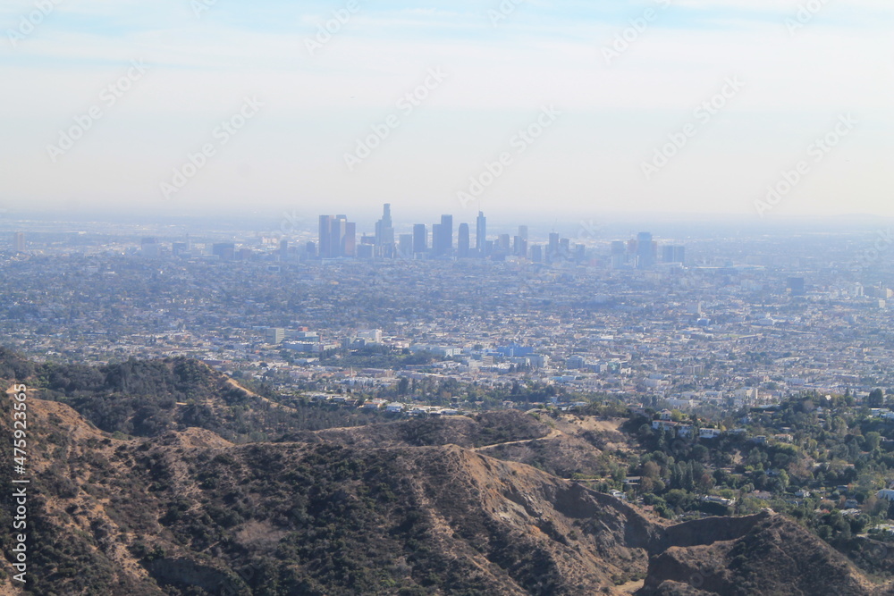 Fototapeta premium LA from Hollywood Sign