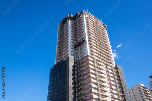 高層マンションの大規模修繕外壁養生