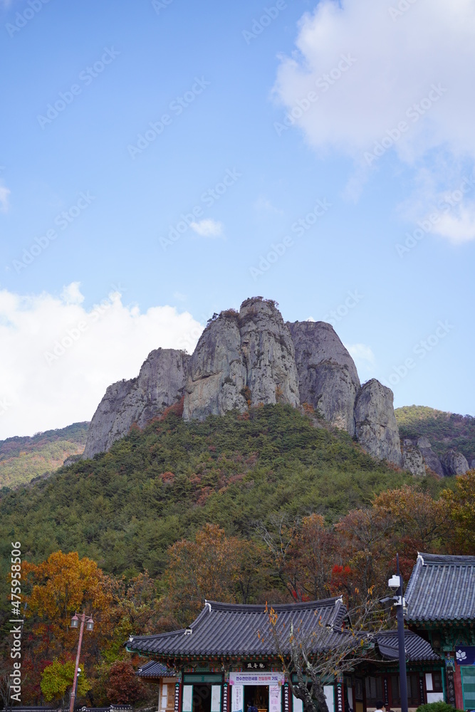 주왕산, Junwang mountain in south Korea, (Cheongsong-gun, Gyeongsangbuk-do, Republic of Korea) 주왕산, Junwang mountain in south Korea, (Cheongsong-gun, Gyeongsangbuk-do, Republic of Korea)