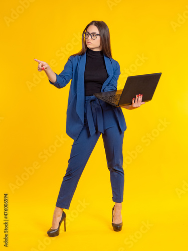 Businesswoman full-length p...