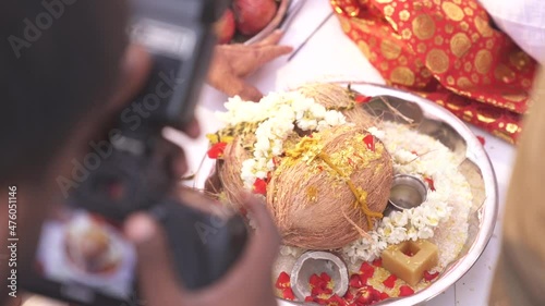 Photographer Capturing The Sacred Thread of Wedding Thali and Mangalsutra | Slow Motion photo