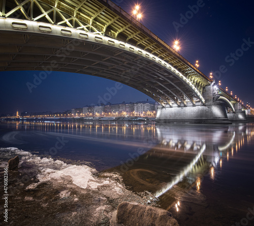 Famous Margaret Bridge in B...